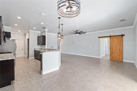 House in Ocala, Florida 3 bedrooms, 167.13 sq.m. № 2110016 - photo 27
