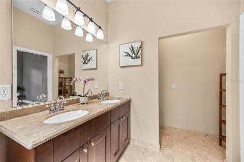 Townhouse in Tampa, Florida 2 bedrooms, 132.85 sq.m. № 1827368 - photo 21