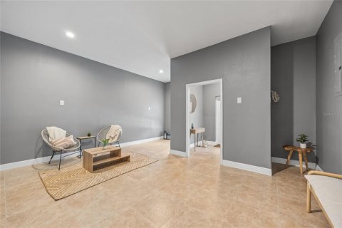 Townhouse in Tampa, Florida 2 bedrooms, 132.85 sq.m. № 1827368 - photo 28
