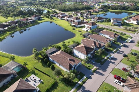 House in Lakewood Ranch, Florida 4 bedrooms, 203.64 sq.m. № 1885150 - photo 5