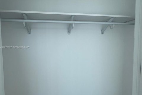 Condominio en venta en Bay Harbor Islands, Florida, 2 dormitorios, 131.92 m2 № 2031334 - foto 12