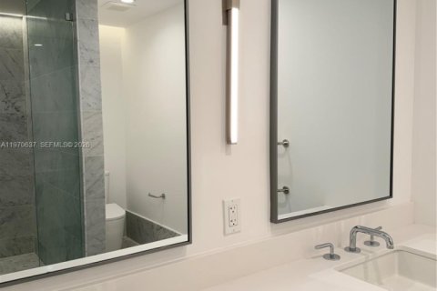Condominio en venta en Bay Harbor Islands, Florida, 2 dormitorios, 131.92 m2 № 2031334 - foto 10