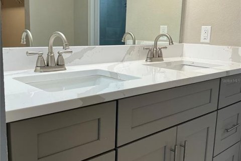 Condominio en alquiler en South Pasadena, Florida, 2 dormitorios, 128.67 m2 № 2097813 - foto 18