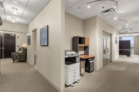 Immobilier commercial à vendre à Lake Mary, Floride: 196.02 m2 № 2167154 - photo 13