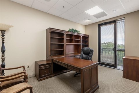 Immobilier commercial à vendre à Lake Mary, Floride: 196.02 m2 № 2167154 - photo 15