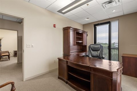 Immobilier commercial à vendre à Lake Mary, Floride: 196.02 m2 № 2167154 - photo 16