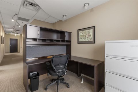 Immobilier commercial à vendre à Lake Mary, Floride: 196.02 m2 № 2167154 - photo 19
