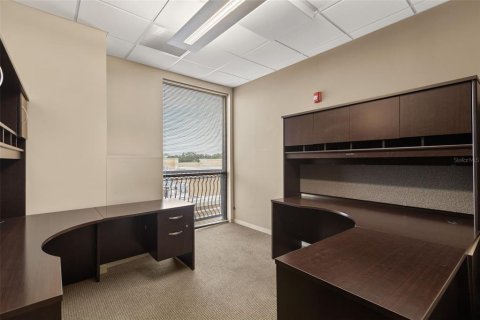 Immobilier commercial à vendre à Lake Mary, Floride: 196.02 m2 № 2167154 - photo 21