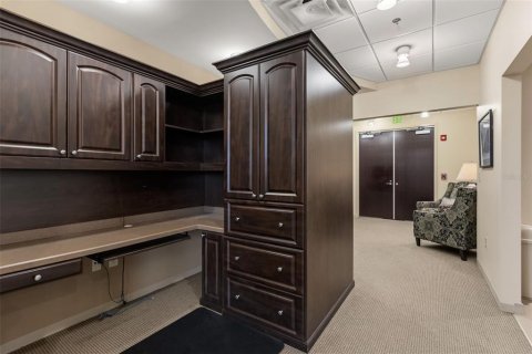 Immobilier commercial à vendre à Lake Mary, Floride: 196.02 m2 № 2167154 - photo 12