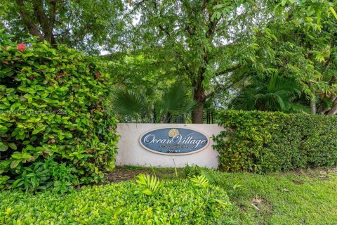 Купить кондоминиум в Ки-Бискейн, Флорида 1 спальня, 90.3м2, № 1968425 - фото 3