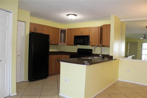 Condo in Tampa, Florida, 2 bedrooms  № 1885704 - photo 2