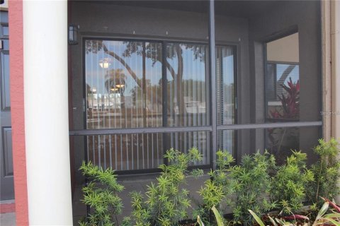 Condo in Tampa, Florida, 2 bedrooms  № 1885704 - photo 12