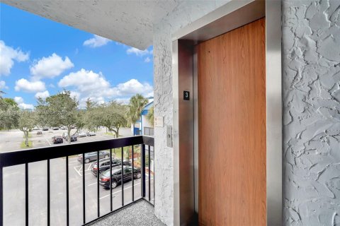 Condominio en venta en Margate, Florida, 2 dormitorios, 89 m2 № 1926781 - foto 30