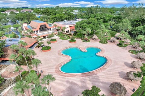 Condominio en venta en Margate, Florida, 2 dormitorios, 89 m2 № 1926781 - foto 1