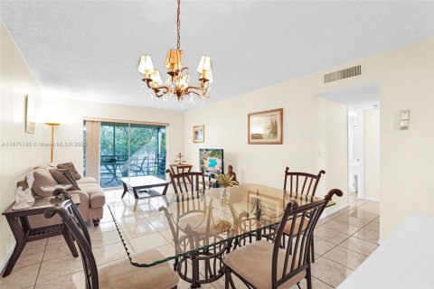 Condominio en venta en Margate, Florida, 2 dormitorios, 89 m2 № 1926781 - foto 7