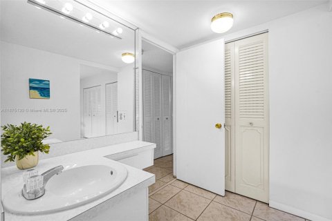 Condominio en venta en Margate, Florida, 2 dormitorios, 89 m2 № 1926781 - foto 22