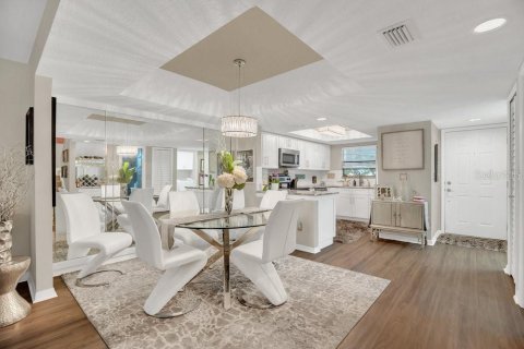 Condo in Winter Park, Florida, 2 bedrooms  № 1801963 - photo 3