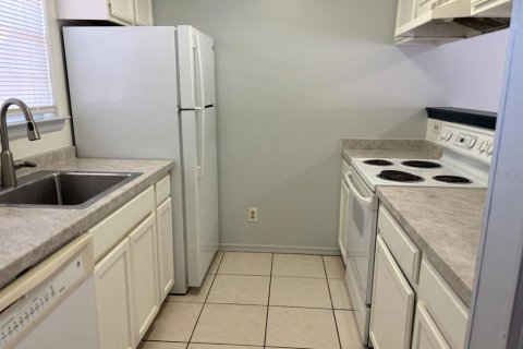 Copropriété à vendre à Plant City, Floride: 2 chambres, 83.24 m2 № 2142558 - photo 8