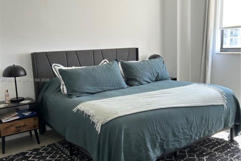 Снять в аренду кондоминиум в Майами, Флорида 2 спальни, 98.85м2, № 2051398 - фото 27