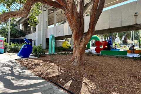 Снять в аренду кондоминиум в Майами, Флорида 2 спальни, 98.85м2, № 2051398 - фото 8