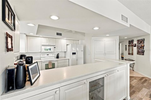 Copropriété à vendre à Largo, Floride: 3 chambres, 167.32 m2 № 2416515 - photo 19