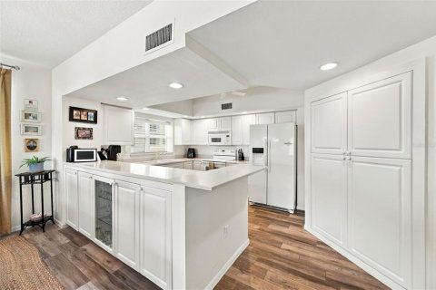 Copropriété à vendre à Largo, Floride: 3 chambres, 167.32 m2 № 2416515 - photo 10