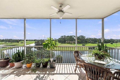 Copropriété à vendre à Largo, Floride: 3 chambres, 167.32 m2 № 2416515 - photo 25