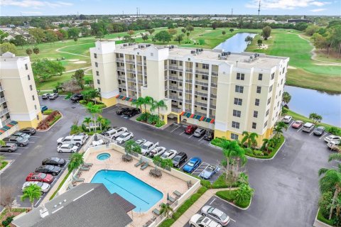 Copropriété à vendre à Largo, Floride: 3 chambres, 167.32 m2 № 2416515 - photo 2