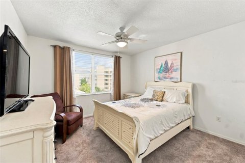 Copropriété à vendre à Largo, Floride: 3 chambres, 167.32 m2 № 2416515 - photo 14