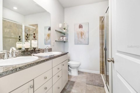 House in San Antonio, Florida 3 bedrooms, 147.44 sq.m. № 2238589 - photo 21