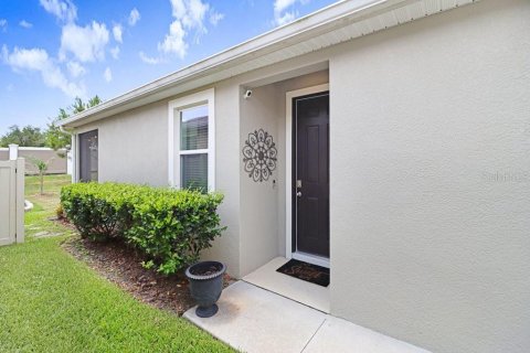 House in San Antonio, Florida 3 bedrooms, 147.44 sq.m. № 2238589 - photo 6