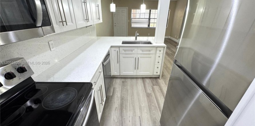 Condo à Coral Springs, Floride, 2 chambres № 2173010