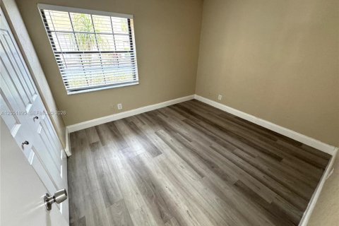 Copropriété à louer à Coral Springs, Floride: 2 chambres, 76.18 m2 № 2173010 - photo 6