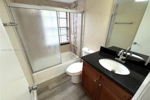 Copropriété à louer à Coral Springs, Floride: 2 chambres, 76.18 m2 № 2173010 - photo 8