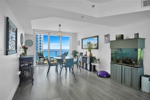 Купить кондоминиум в Майами-Бич, Флорида 3 спальни, 109.62м2, № 1920149 - фото 18