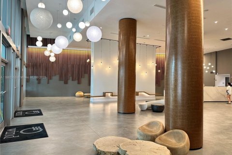Copropriété à vendre à Miami, Floride: 1 chambre, 64.85 m2 № 1930757 - photo 1