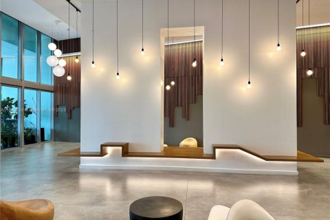 Copropriété à vendre à Miami, Floride: 1 chambre, 64.85 m2 № 1930757 - photo 2