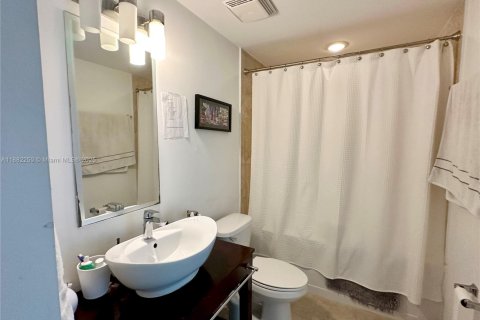 Copropriété à vendre à Miami, Floride: 1 chambre, 64.85 m2 № 1930757 - photo 17