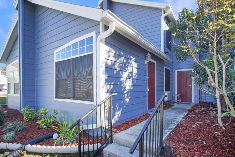 Adosado en alquiler en Davenport, Florida, 69.49 m2 № 1884837 - foto 1