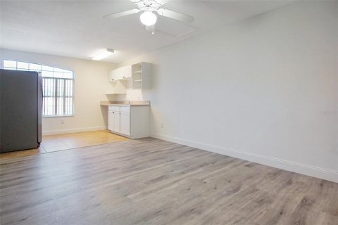 Adosado en alquiler en Davenport, Florida, 69.49 m2 № 1884837 - foto 10