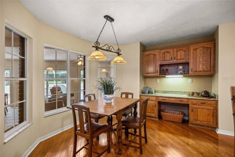 House in Ocala, Florida 4 bedrooms, 292.08 sq.m. № 2208214 - photo 7