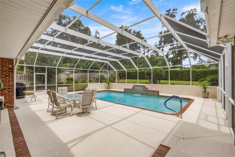 House in Ocala, Florida 4 bedrooms, 292.08 sq.m. № 2208214 - photo 18