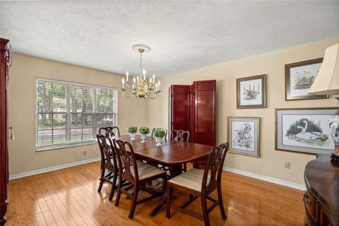 House in Ocala, Florida 4 bedrooms, 292.08 sq.m. № 2208214 - photo 22