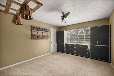 House in Ocala, Florida 4 bedrooms, 292.08 sq.m. № 2208214 - photo 29