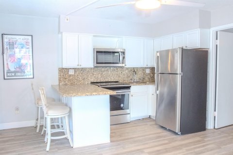 Condominio en venta en Jensen Beach, Florida, 1 dormitorio, 50.17 m2 № 2174326 - foto 2