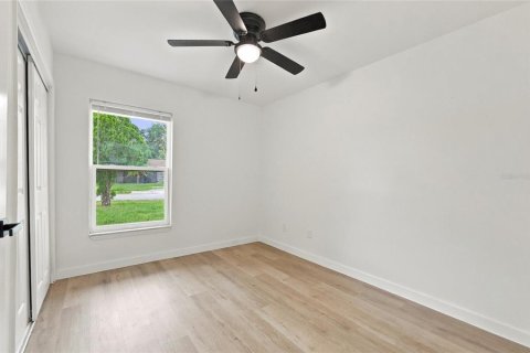 Villa ou maison à vendre à Orlando, Floride: 3 chambres, 126.81 m2 № 2408156 - photo 18
