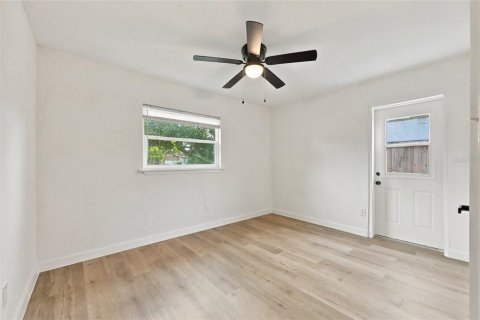 Villa ou maison à vendre à Orlando, Floride: 3 chambres, 126.81 m2 № 2408156 - photo 20