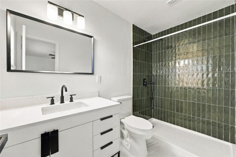 Villa ou maison à vendre à Orlando, Floride: 3 chambres, 126.81 m2 № 2408156 - photo 16