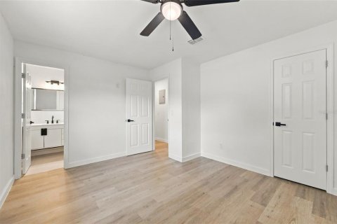 Villa ou maison à vendre à Orlando, Floride: 3 chambres, 126.81 m2 № 2408156 - photo 15