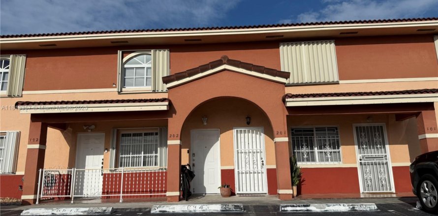 Condo à Hialeah, Floride, 2 chambres № 1760906